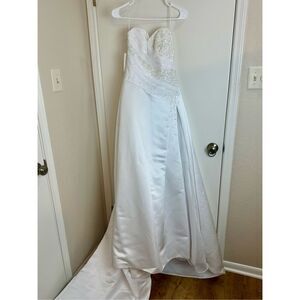 Maggie Sottero Couture NEW size 6 Wedding dress bridal
